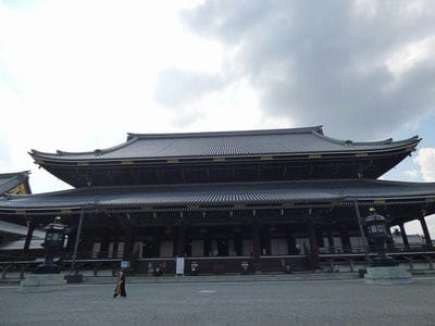 �����̐_�lDX