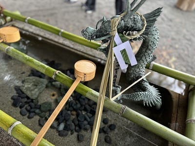 �����̐_�lDX