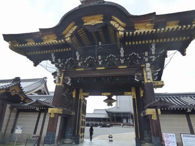 �����̐_�lDX