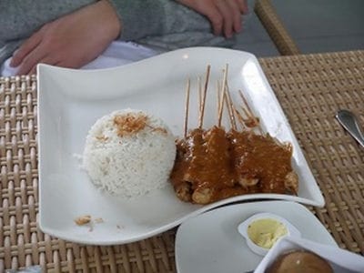 �����̐_�lDX