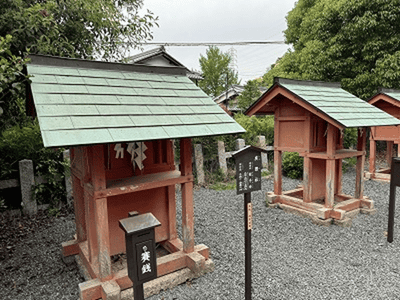 �����̐_�lDX