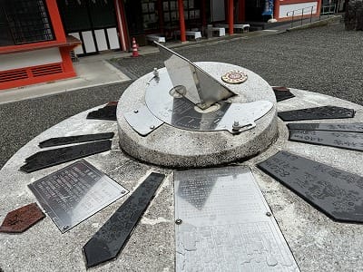 �����̐_�lDX