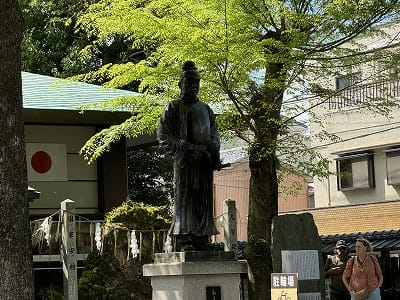 �����̐_�lDX