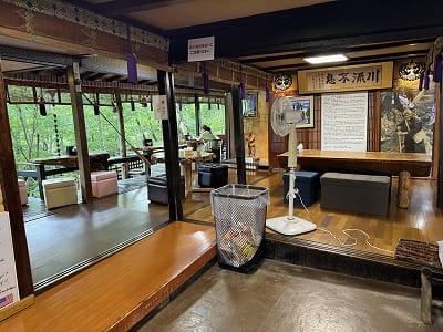 �����̐_�lDX