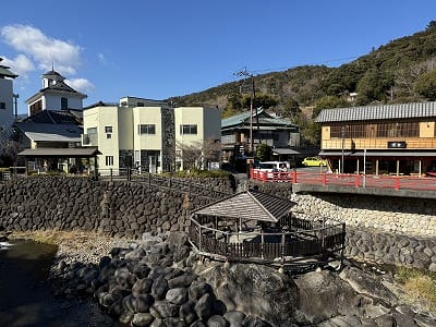 �����̐_�lDX