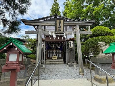 �����̐_�lDX