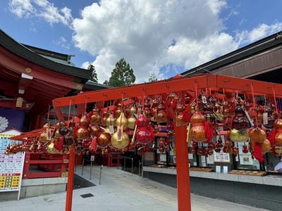 �����̐_�lDX