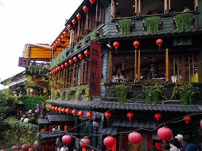 �����̐_�lDX