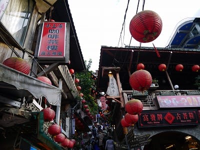 �����̐_�lDX