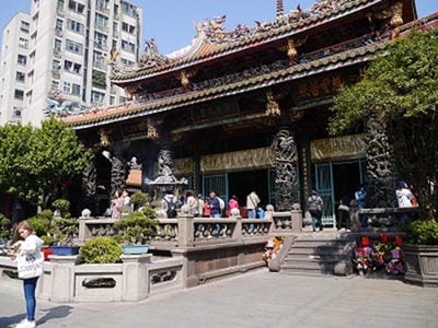 �����̐_�lDX