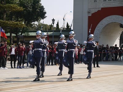 �����̐_�lDX