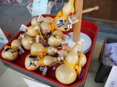 �����̐_�lDX