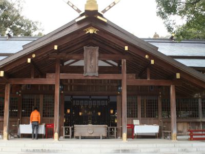 �����̐_�lDX